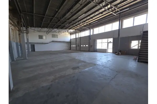 zachodniopomorskie, Szczecin, Pomorzany, Hala magazynowa z biurami na wyynajem-460m2.