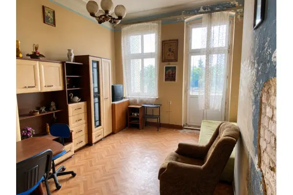 zachodniopomorskie, Szczecin, Śródmieście, 2 pokoje z balkonem do kapitalnego remontu