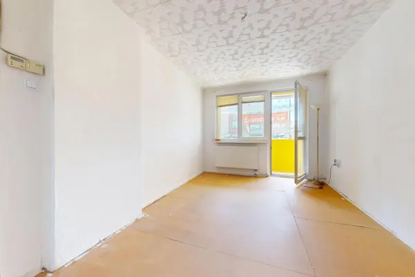 zachodniopomorskie, Gryficki, Płoty, Piastowa, Tanie 2 pokoje 40 minut od Szczecina, na parterze,w samym centrum Płot