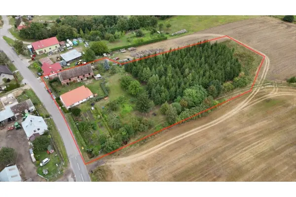 zachodniopomorskie, Stargardzki, Suchań, Słodkowo, Dom wolnostojący na działce 7900 m2 w Słodkowie.