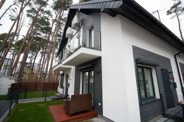 zachodniopomorskie, Kamieński, Dziwnów, Dziwnówek, Wolności, Apartament, pow. 62m2, 3 pokoje, ogródek, parking.