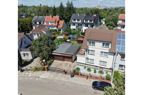 zachodniopomorskie, Szczecin, Gumieńce, Ludomira Różyckiego, Dom na Gumieńcach, taras, garaże, Park Przygodna