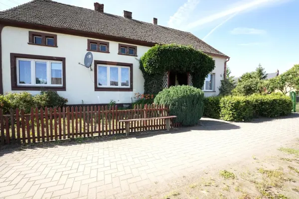 zachodniopomorskie, Pyrzycki, Pyrzyce, Okunica, Okunica dom z potencjałem i dużą działką 2750 m2