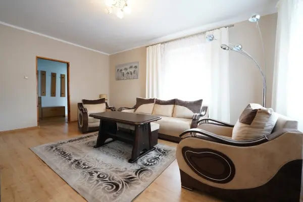 zachodniopomorskie, Pyrzycki, Pyrzyce, Pyrzyce, dom z piwnicą i garażem działka 458 m2