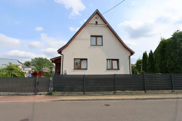 zachodniopomorskie, Goleniowski, Goleniów, NA SPRZEDAŻ DOM Z OGRODEM W GOLENIOWIE