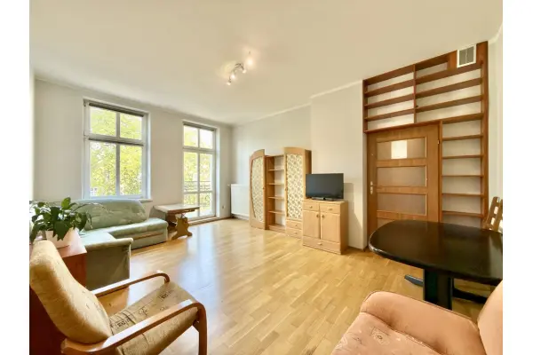 zachodniopomorskie, Szczecin, Centrum, Aleja Bohaterów Warszawy, 2 pokoje z balkonem w centrum Szczecina